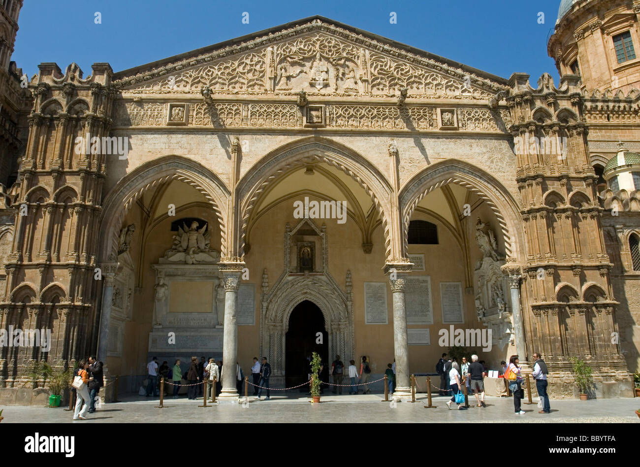 La Cattedrale di Palermo, Piazza Cattedrale, Palermo, Sicilia, Italia, Europa Foto Stock