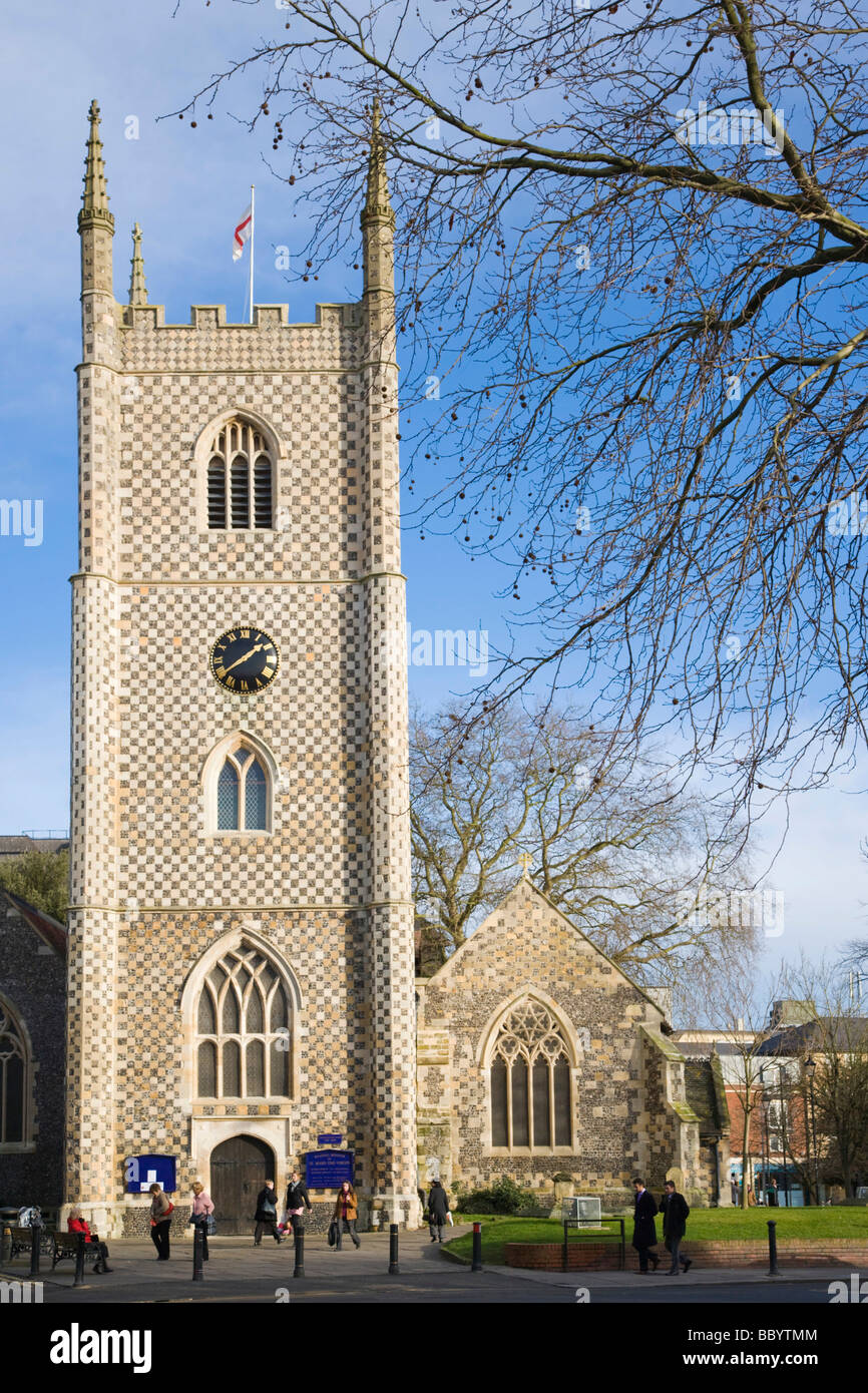 La lettura Minster Minster chiesa di Santa Maria Vergine da Butts, Reading, Berkshire, Regno Unito, Europa Foto Stock