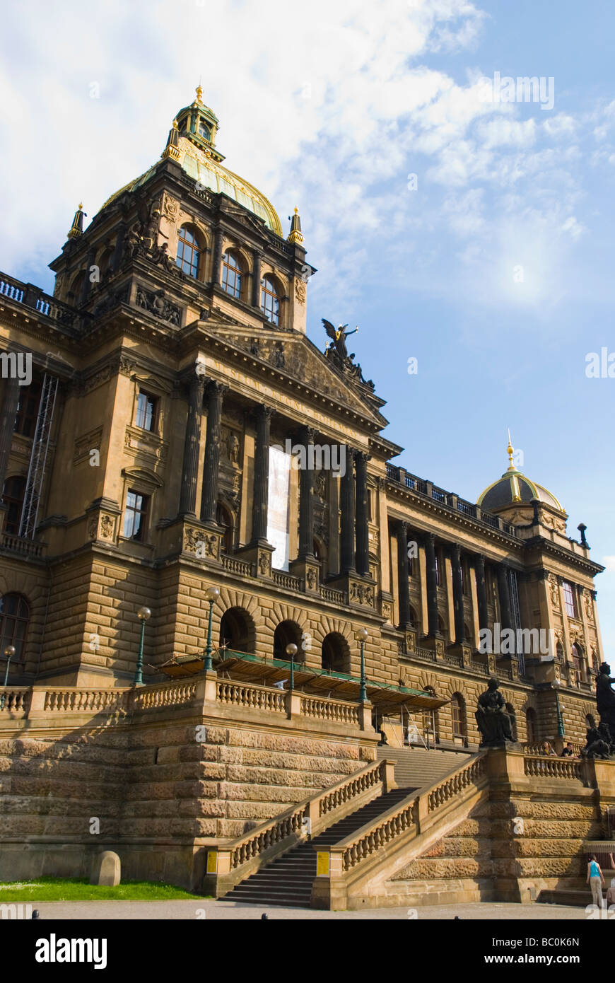 Narodni muzeum il museo nazionale nel centro di Praga Repubblica Ceca Europa Foto Stock