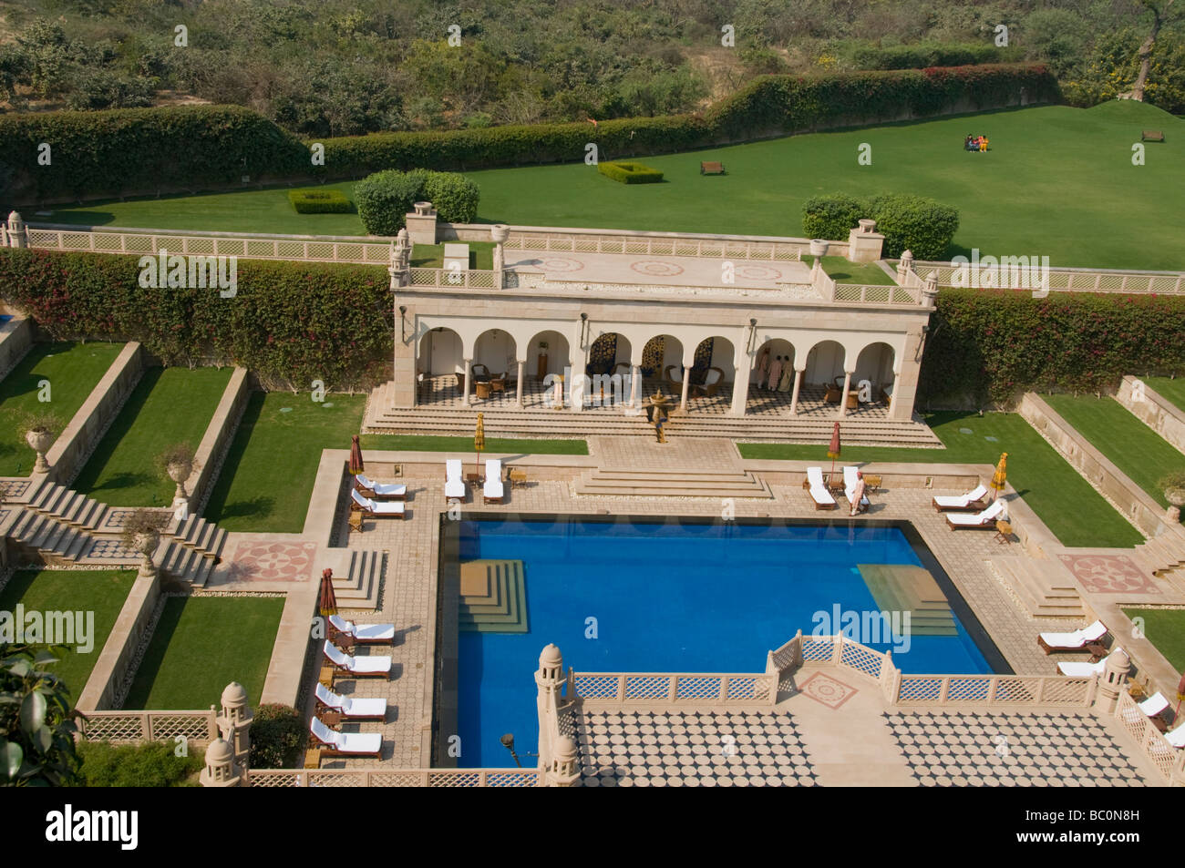 Oberoi Amarvillas Hotel affacciato sul Taj Mahal, Agra, Uttar Pradesh, India Foto Stock