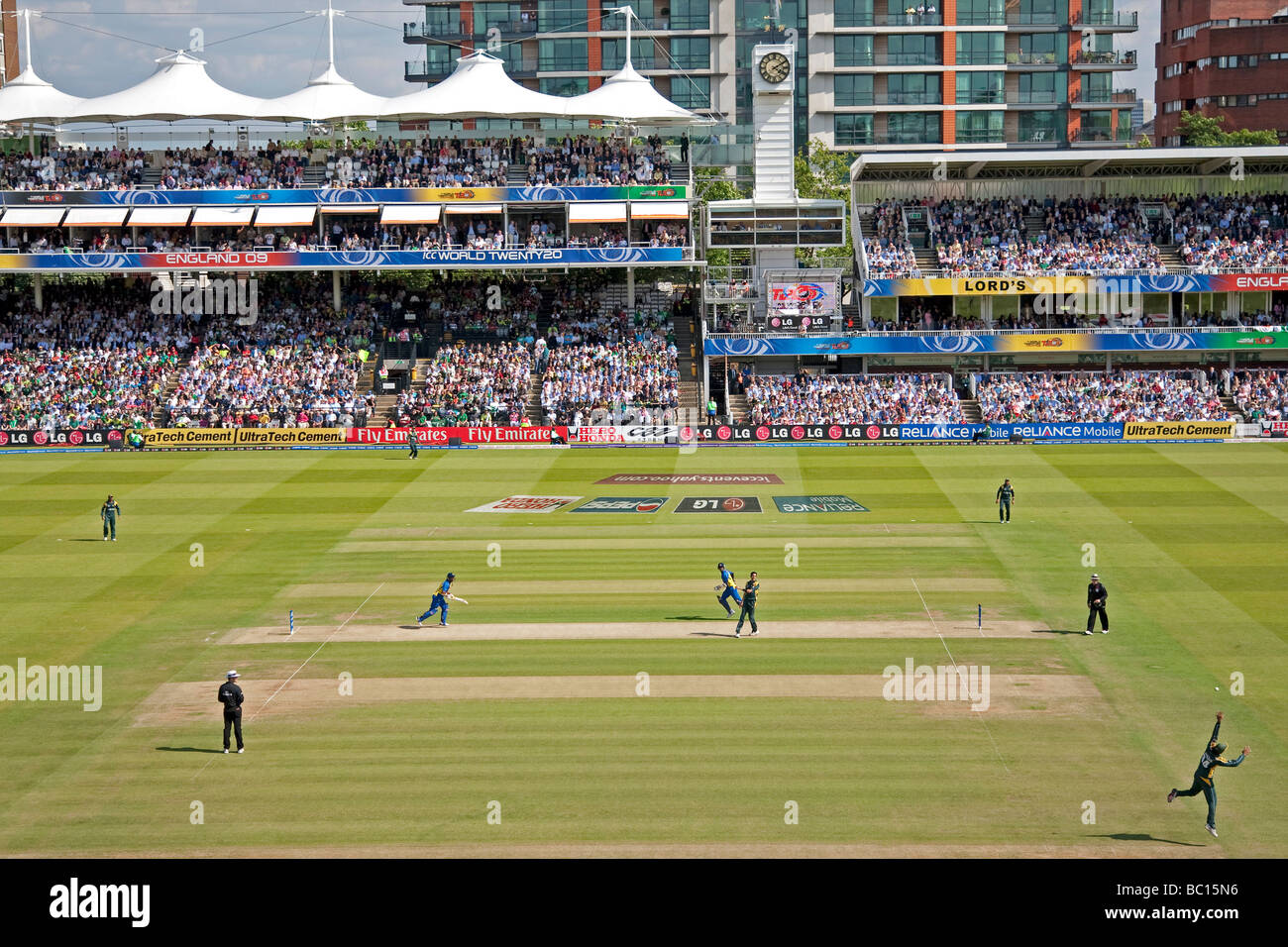 Una vista generale del terreno durante il mondo ICC venti20 finale tra Pakistan e Sri Lanka al Signore il 21 giugno 2009. Foto Stock