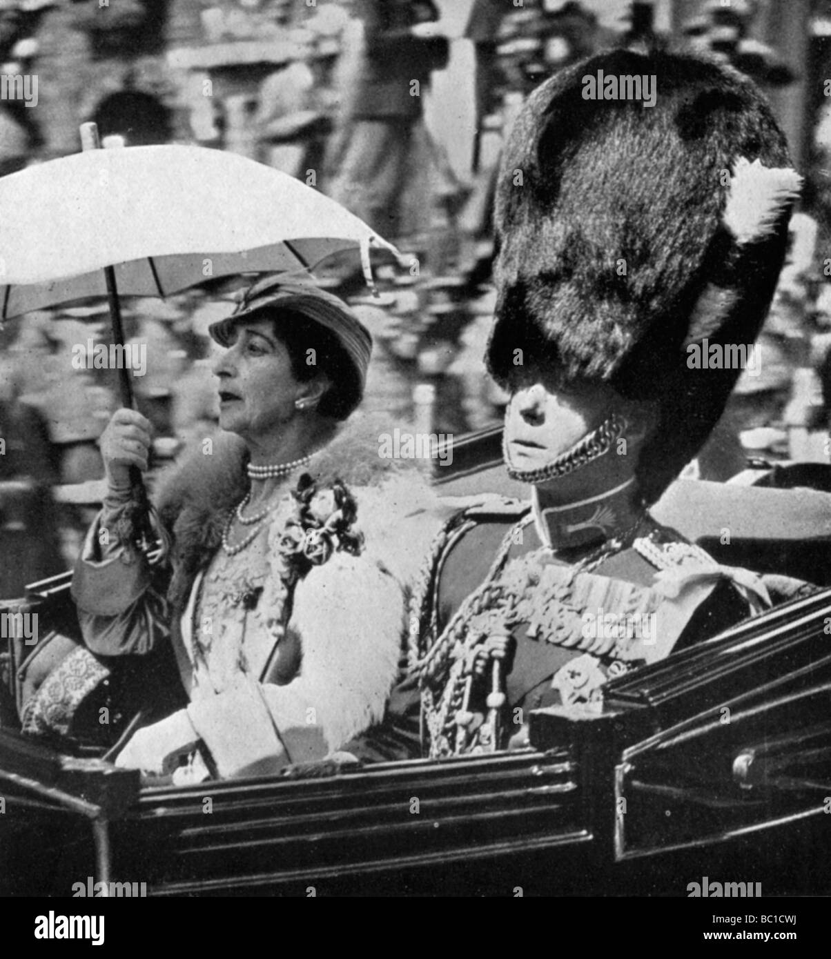 Il futuro re Edoardo VII (1894-1972) e Queen Maud di Norvegia (1869-1938), 1935. Artista: sconosciuto Foto Stock