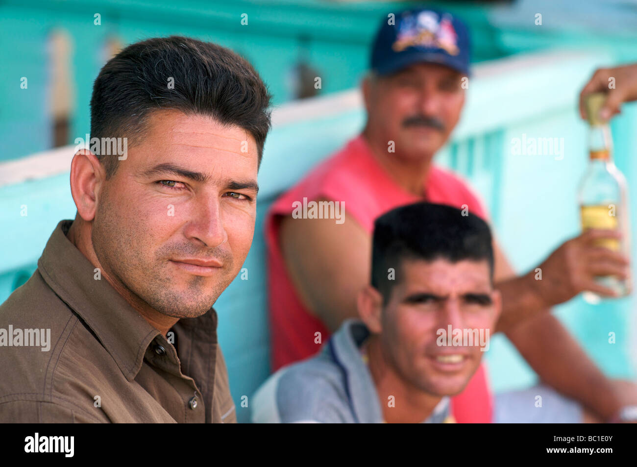 Gli uomini di Cuba a Carnevale celebrazioni, Viñales Cuba Foto Stock
