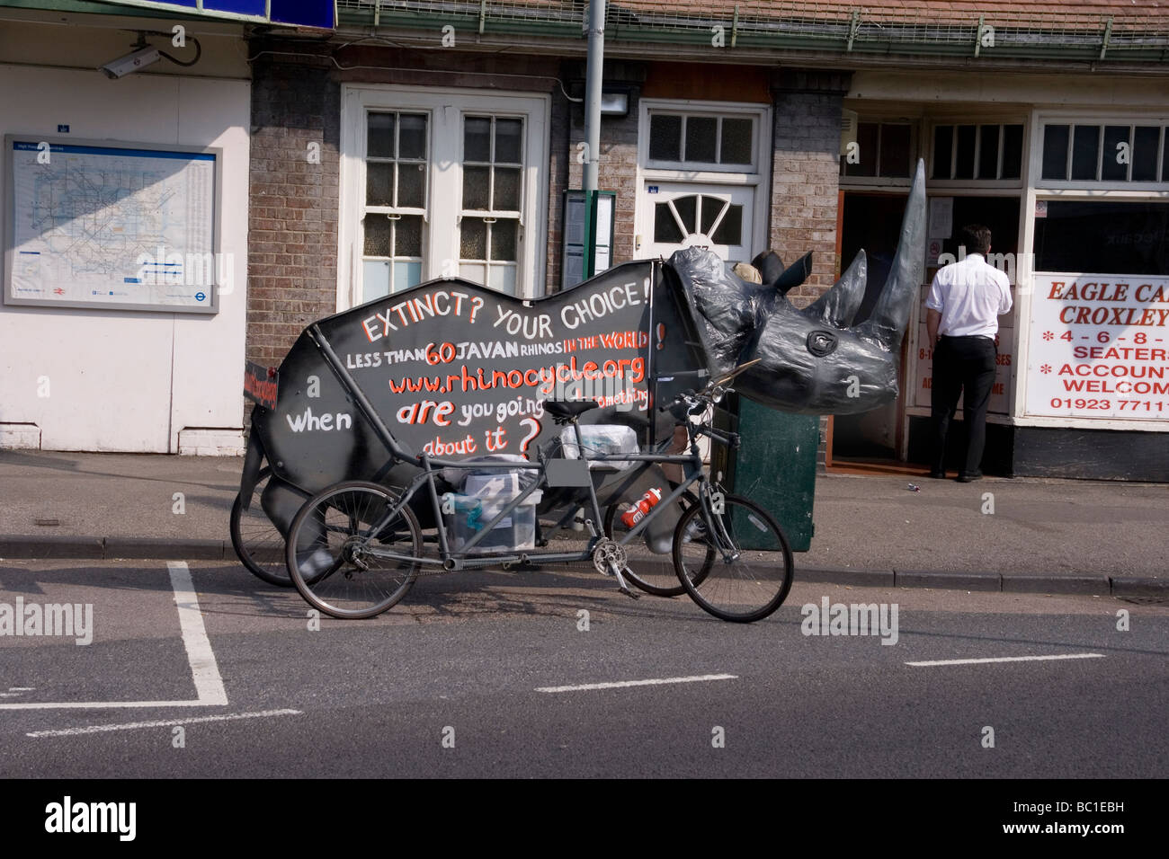 Salvare il rinoceronte Foto Stock