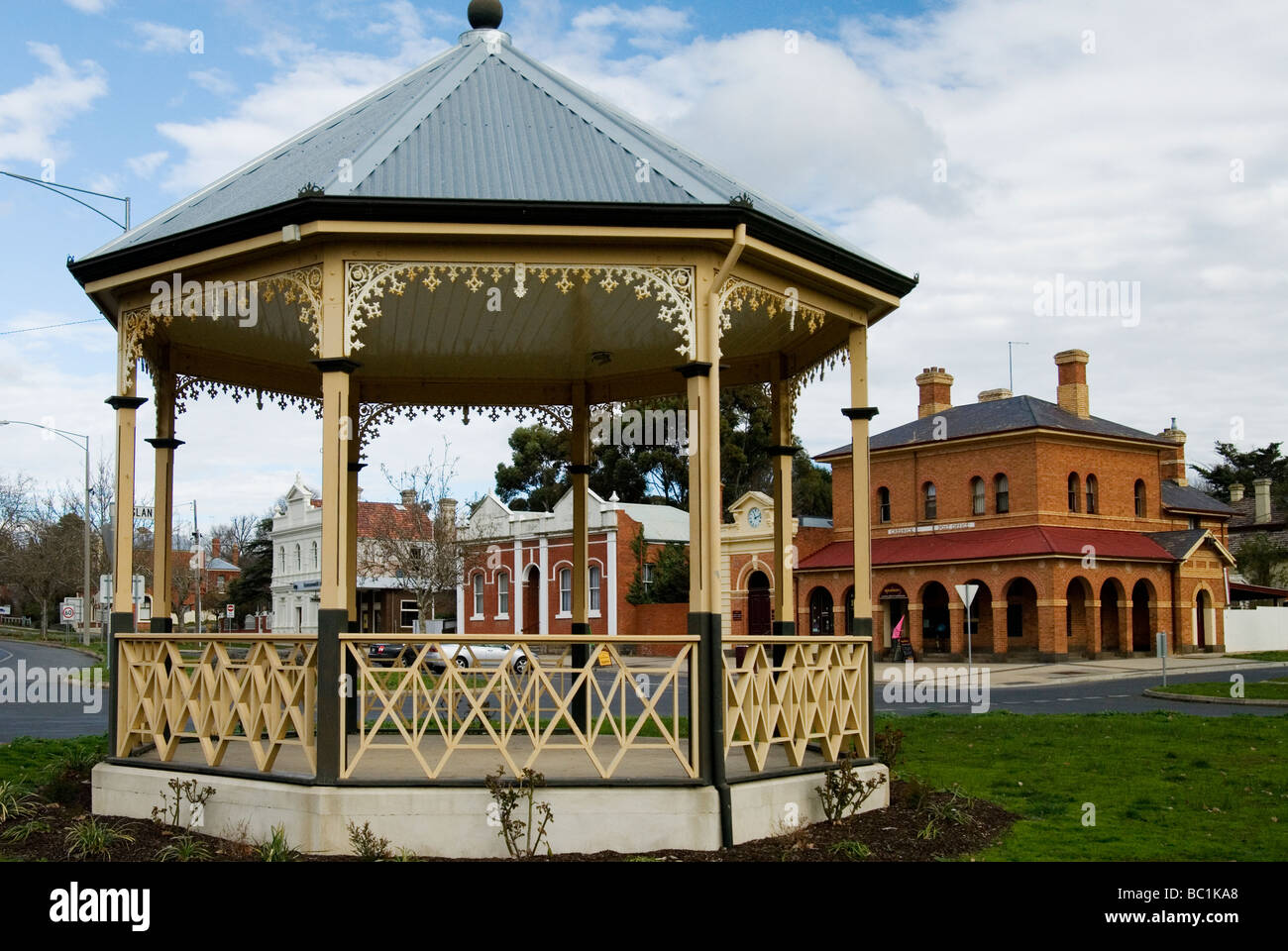 Rotunda e ex post office , Creswick , Victoria , Australia Foto Stock