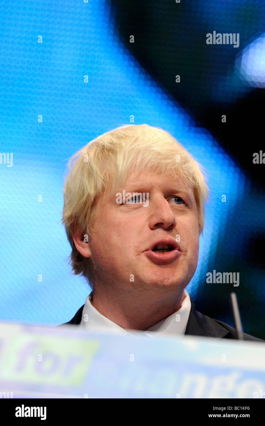 Il primo ministro Boris Johnson MP rivolgendosi al Congresso del Partito Conservatore di Birmingham, Regno Unito Foto Stock