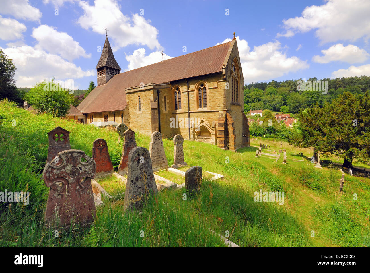 San Marys Chiesa Holmbury Foto Stock