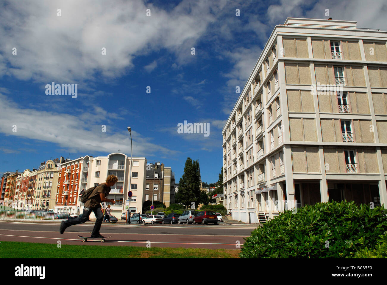 Le Havre : 'Porte Océane" (due torri e due bassi edifici che simboleggia la transizione da città di mare) Foto Stock