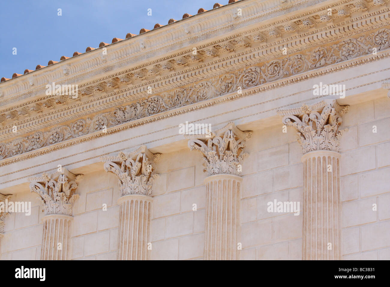 Maison Carree antico tempio romano Nimes Languedoc-Roussillon Francia Foto Stock