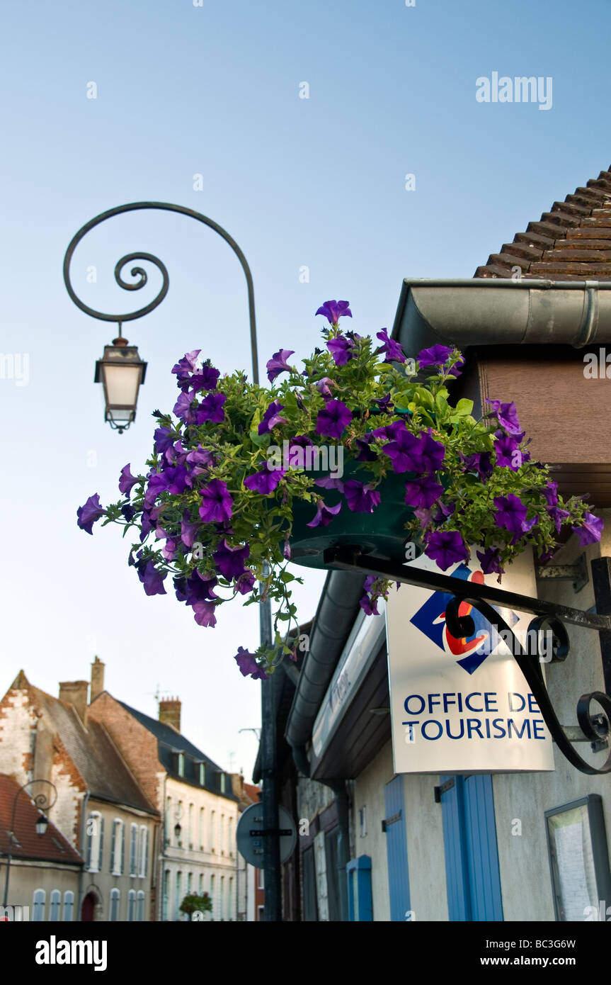 Office de Tourisme bureau office a Montreuil sur Mer Francia settentrionale Foto Stock