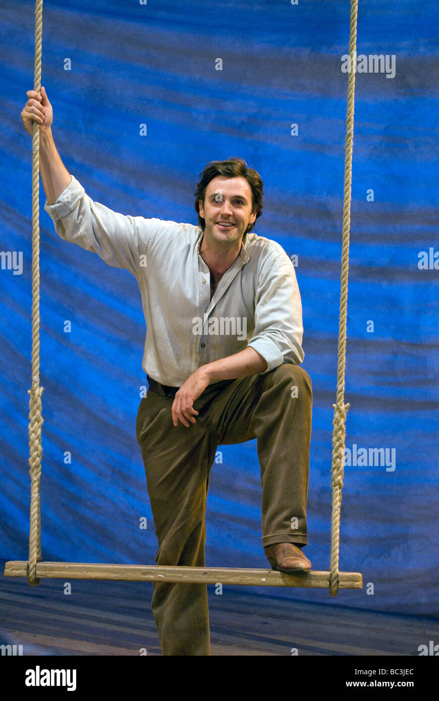 Michael Xavier come ricci in Oklahoma! Chichester Festival Theatre, Giugno 2009. Foto Stock