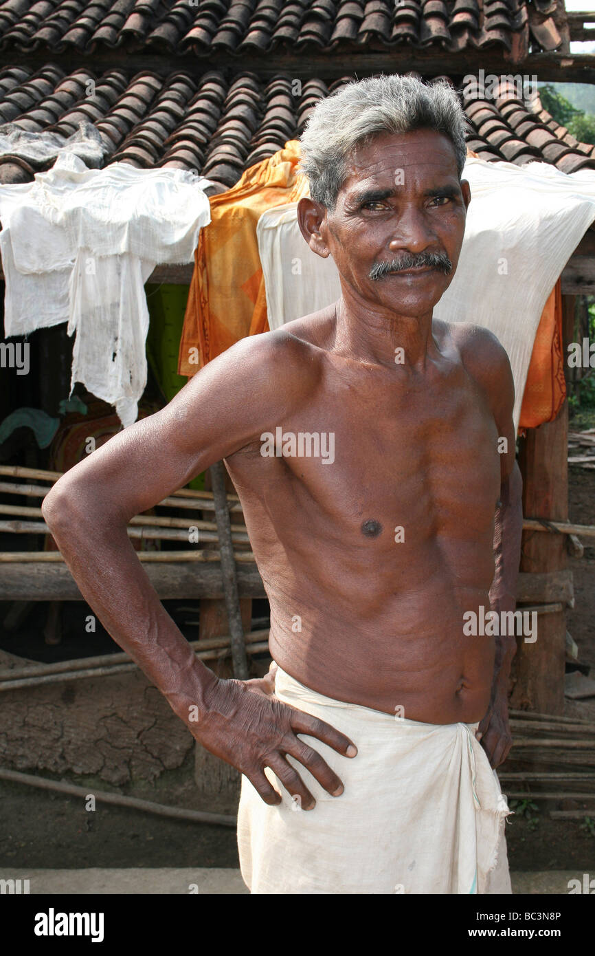 Uomo anziano del Kutia Kondh, Orissa, India Foto Stock