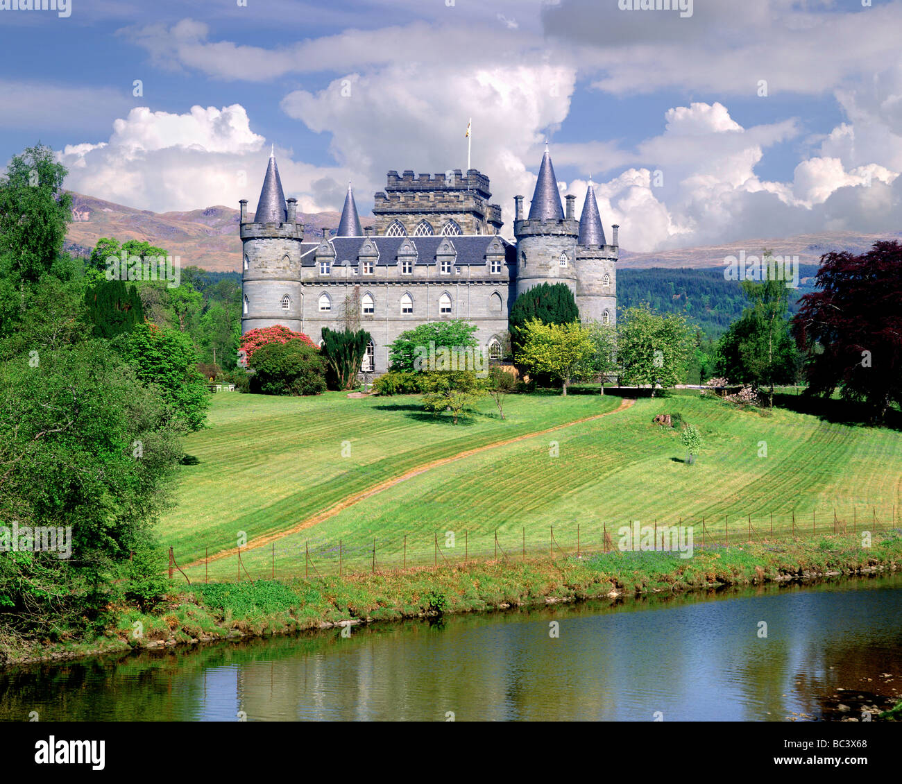 GB - Scozia: Inverary Castle su Loch Fyne Foto Stock