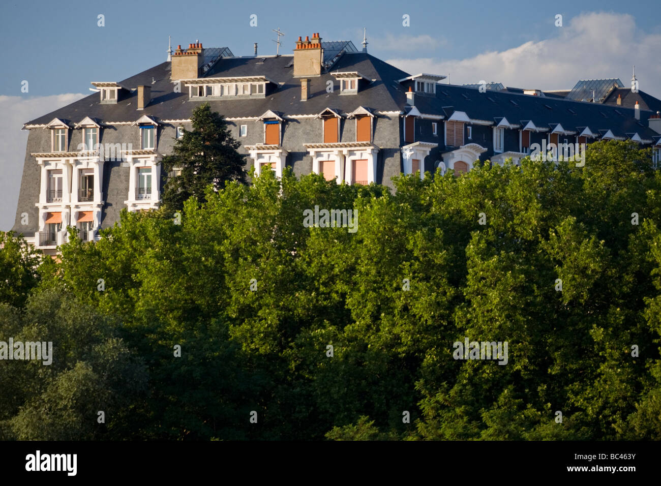 Un simbolo della "bella epoca': Parchi Palace, a Vichy (Allier - Francia). Palais des Parcs à Vichy (Allier - Francia). Foto Stock