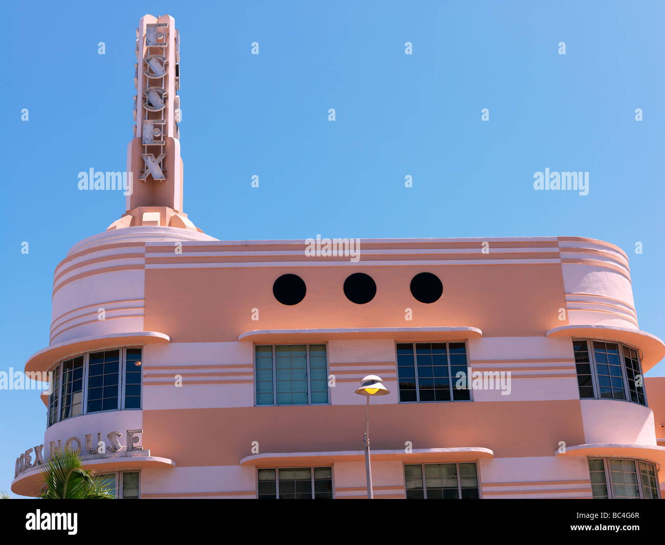 Hotel in stile Art Deco di South Beach Miami,vista esterna dell'Essex Hotel Foto Stock