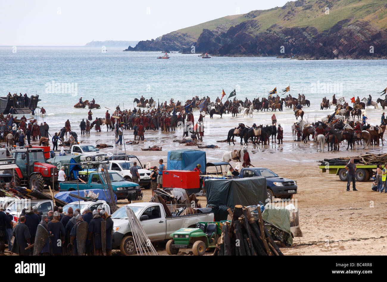 Set cinematografico per Robin Hood con Russell Crowe a Freshwater West Pembroke Pembrokeshire Wales Foto Stock