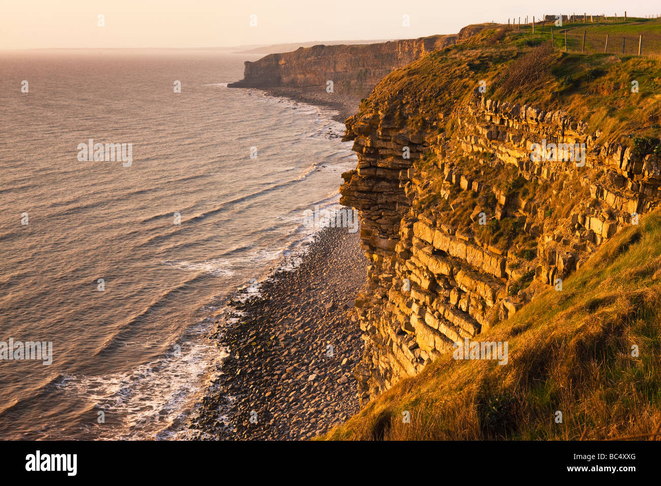 Punto di Nash nr St Donats Glamorgan Wales costa del patrimonio Foto Stock