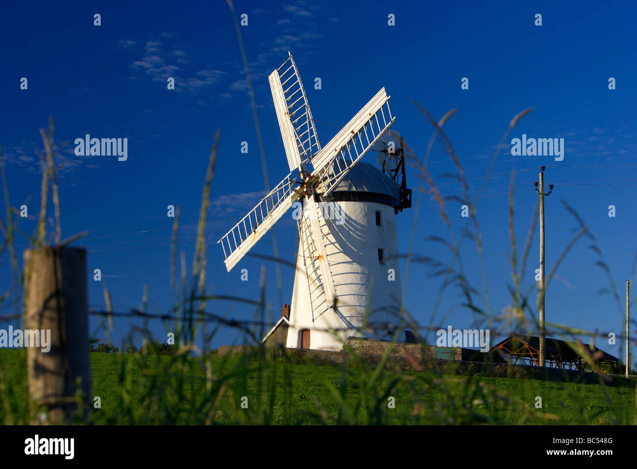 Ballycopeland windmill monumento storico e di attrazione turistica contea di Down Irlanda del Nord Foto Stock