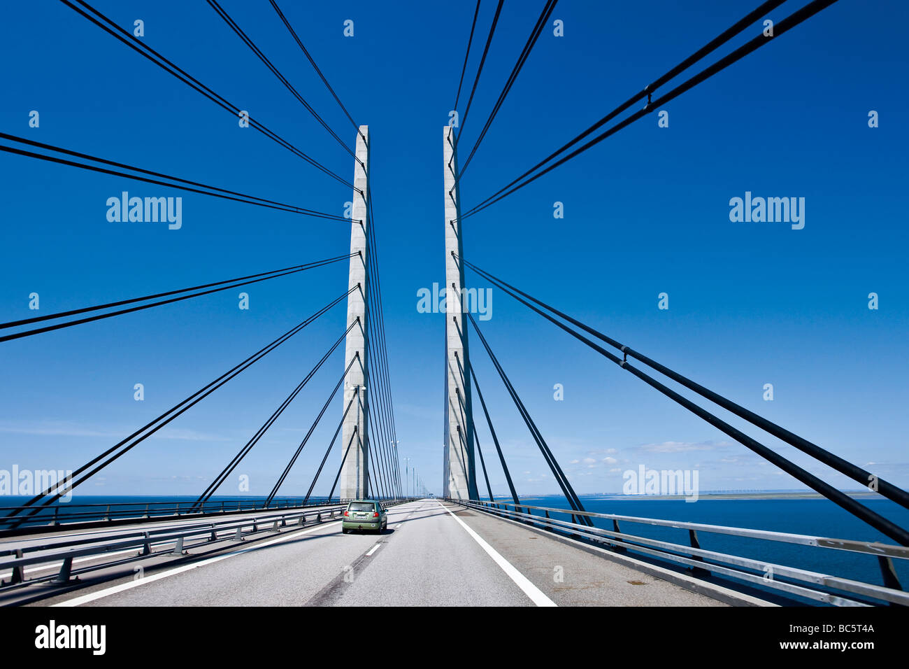 Il ponte di Oresund tra la Danimarca e la Svezia Foto Stock