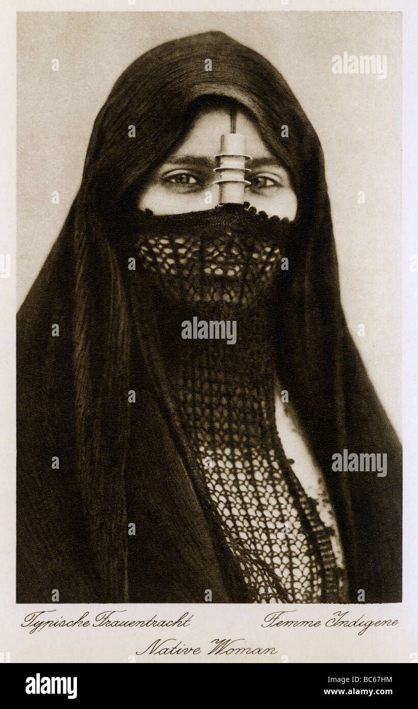 Geografia / viaggio, Egitto, persone, donne, donna in costume, ritratto, 1930s, , Foto Stock