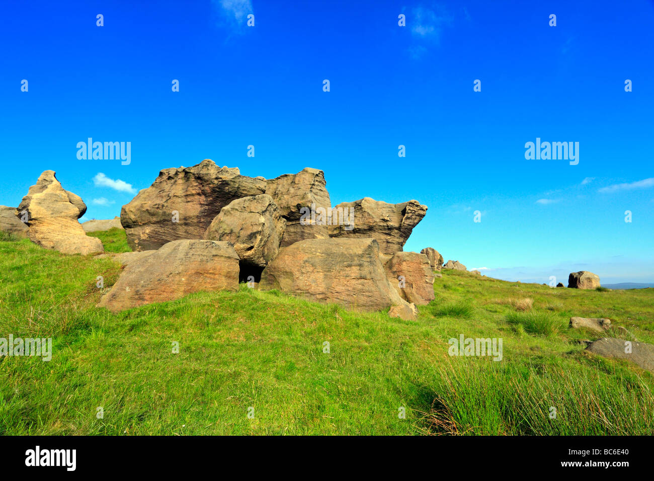 Sposa pietre formazioni di roccia nei pressi di Todmorden, West Yorkshire, Inghilterra, Regno Unito. Foto Stock