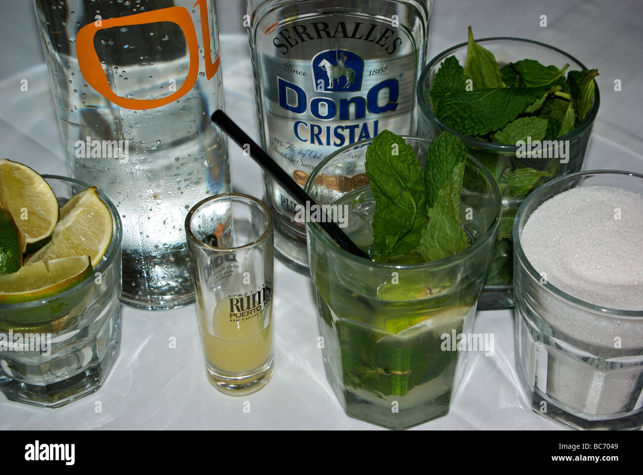 Ingredienti per il mojito rum cubano drink di base Foto Stock