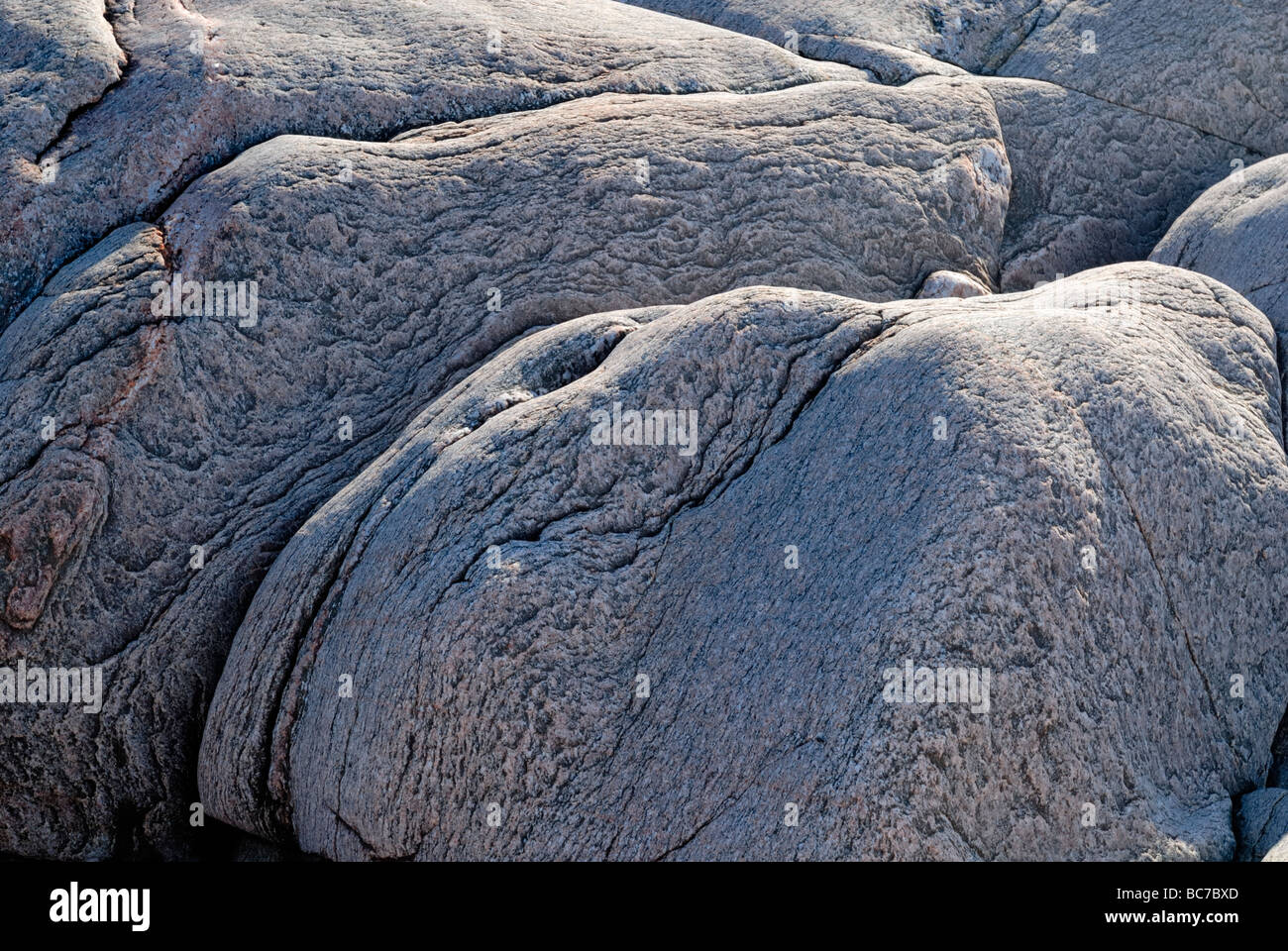 Le strane forme di roccia in Porvoo arcipelago in una calda giornata estiva, Porvoo, Finlandia, Europa. Foto Stock