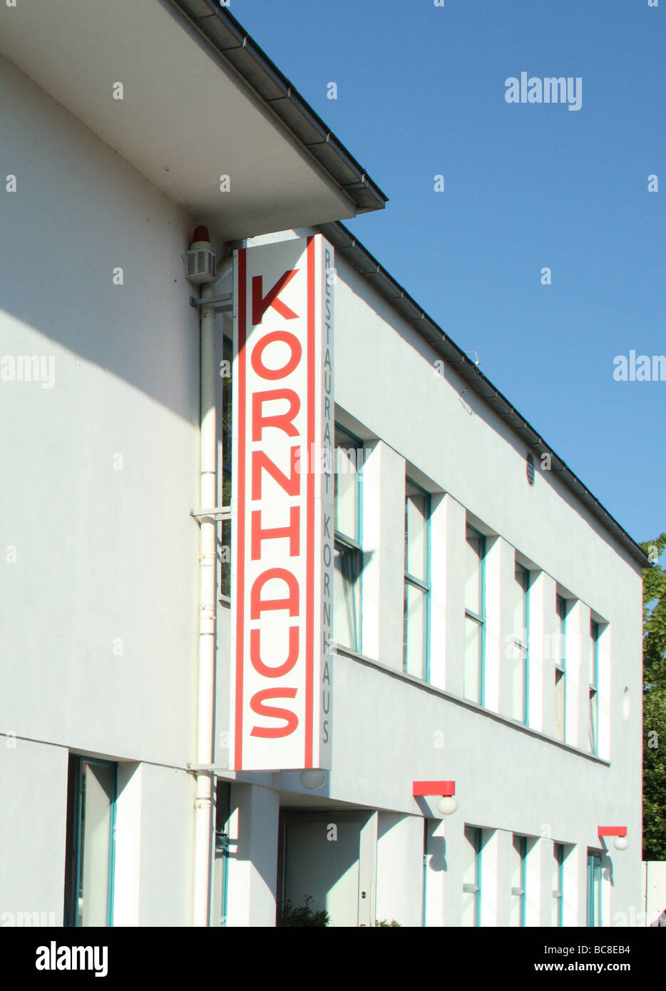 Kornhaus ristorante design Bauhaus di Dessau esterna Germania segno Foto Stock