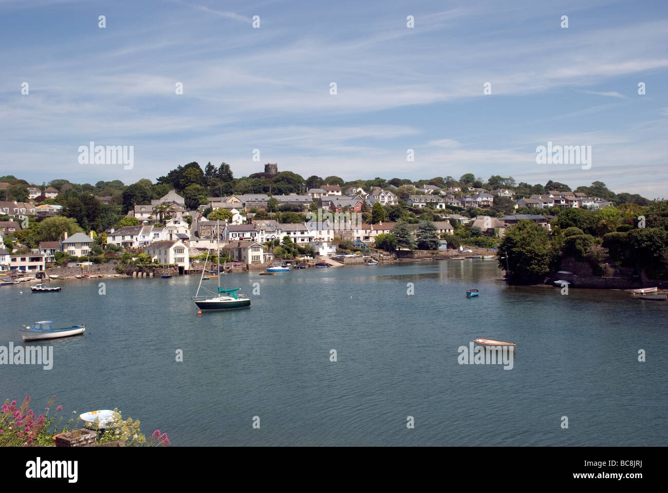 Newton Ferrers da Noss Mayo questi villaggi sono tra i più affascinanti e ONU-villaggi imbarazzo nel Devon, in Inghilterra. Foto Stock