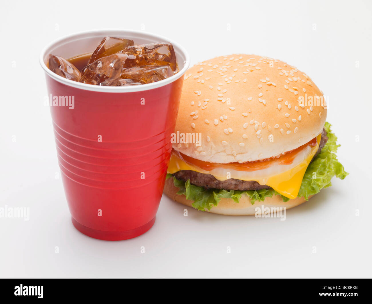Cheeseburger e cola - Foto Stock