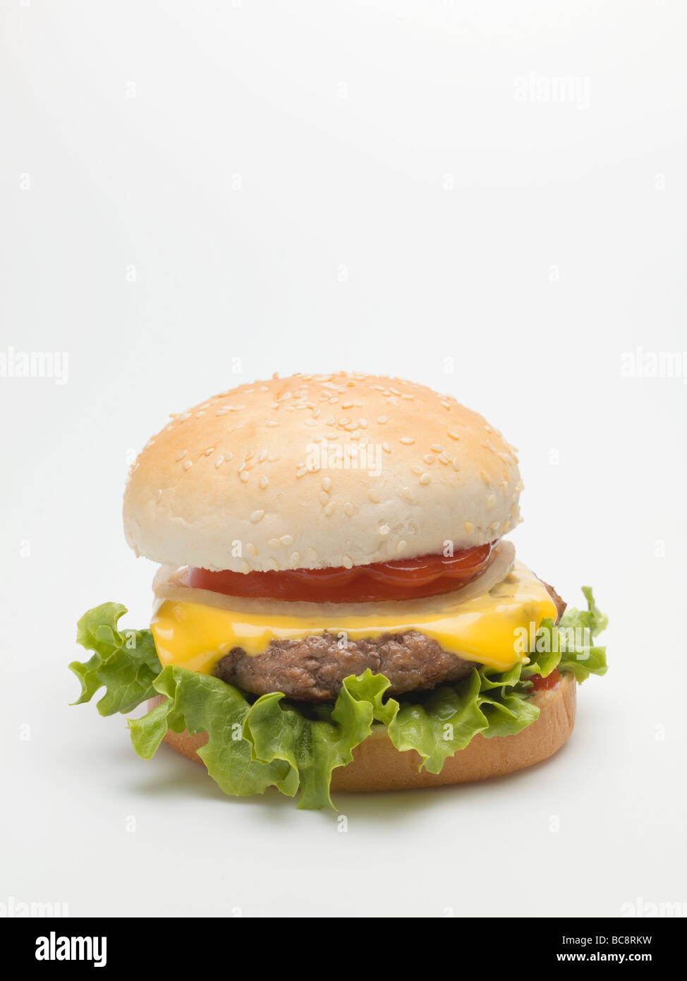 Cheeseburger con ketchup - Foto Stock