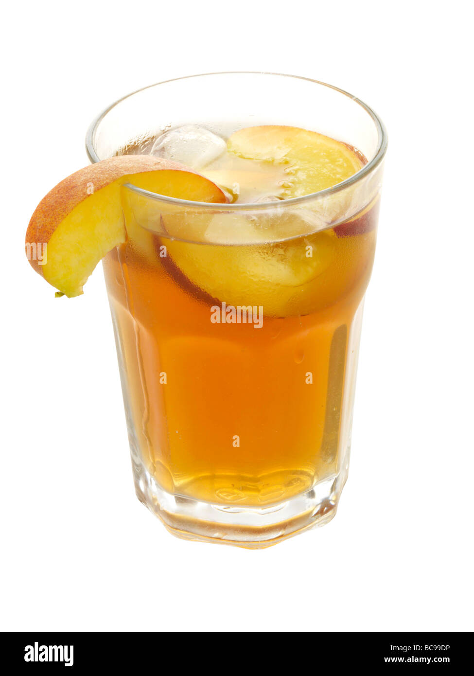 Bicchiere di Peach tè freddo Foto Stock