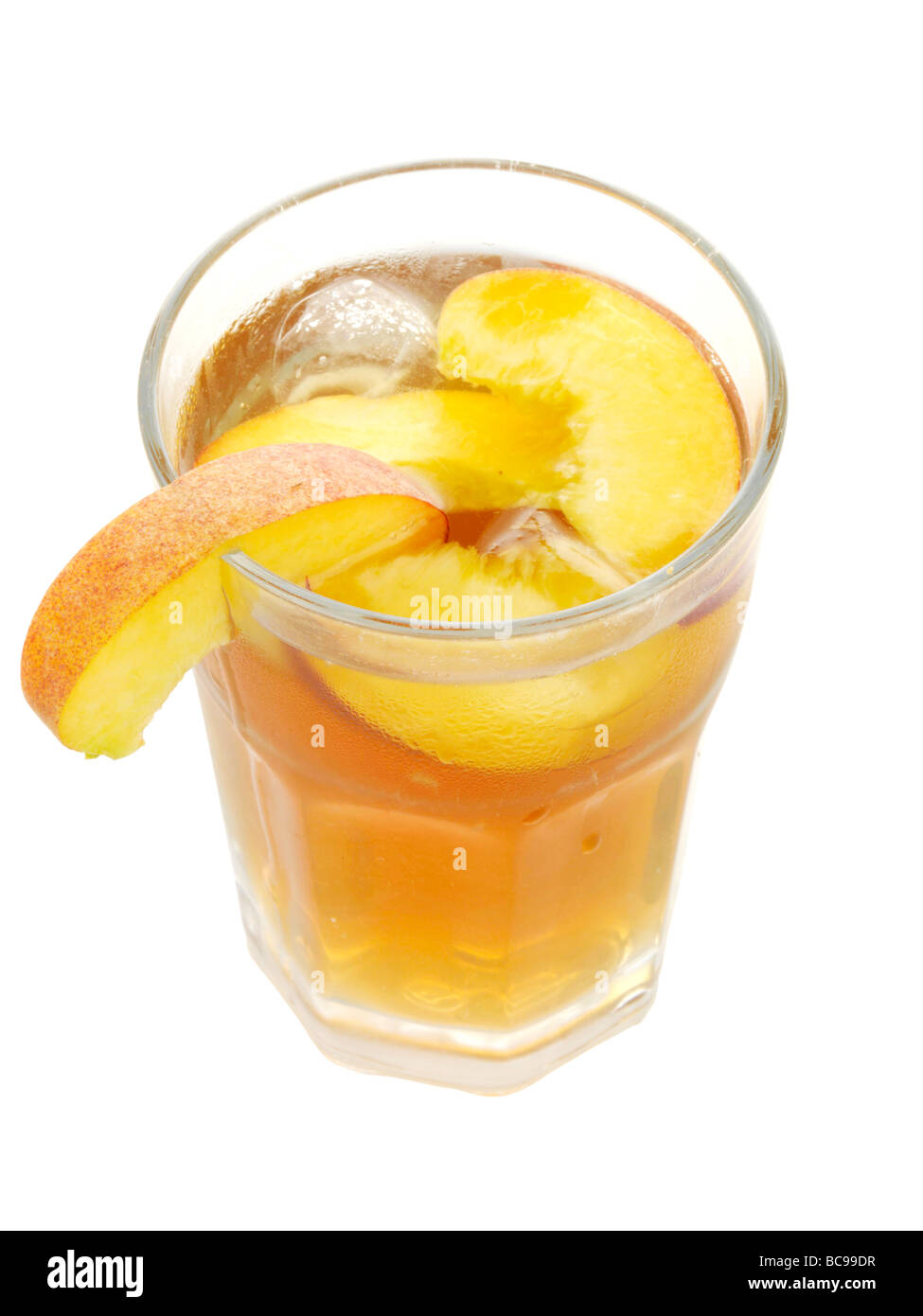 Bicchiere di Peach tè freddo Foto Stock