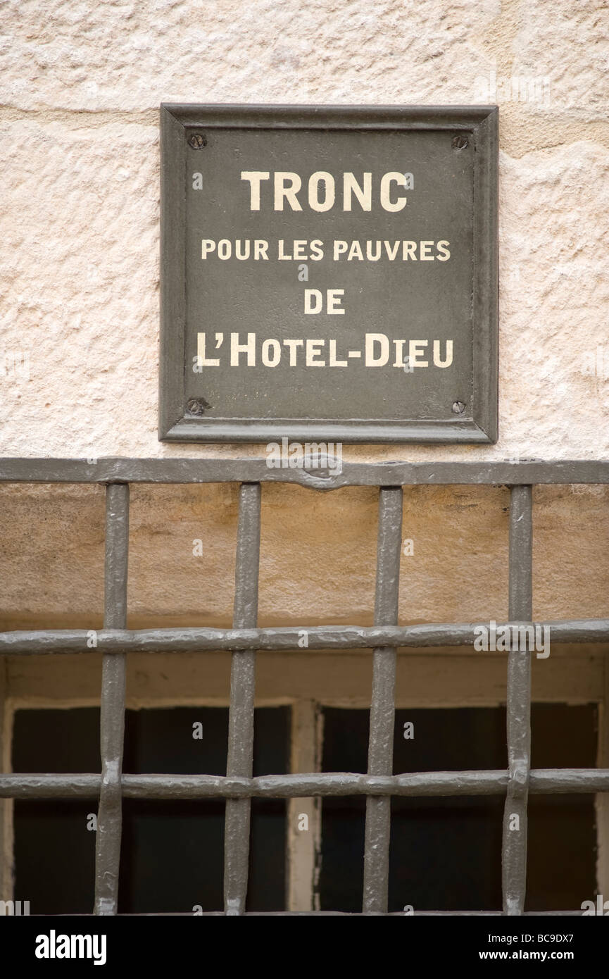 Segno di parete Hotel Dieu Hospices de Beaune Borgogna Francia Foto Stock