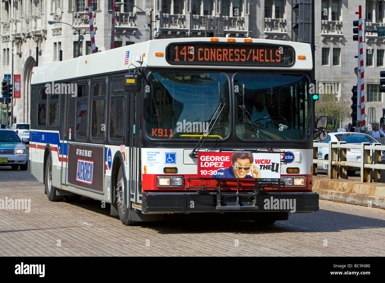 Pubblico Diesel city bus in Chicago Illinois USA Foto Stock