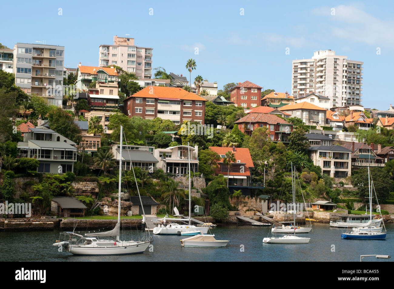 Case e barche a vela nella Baia di Mosman NSW Sydney Australia Foto Stock
