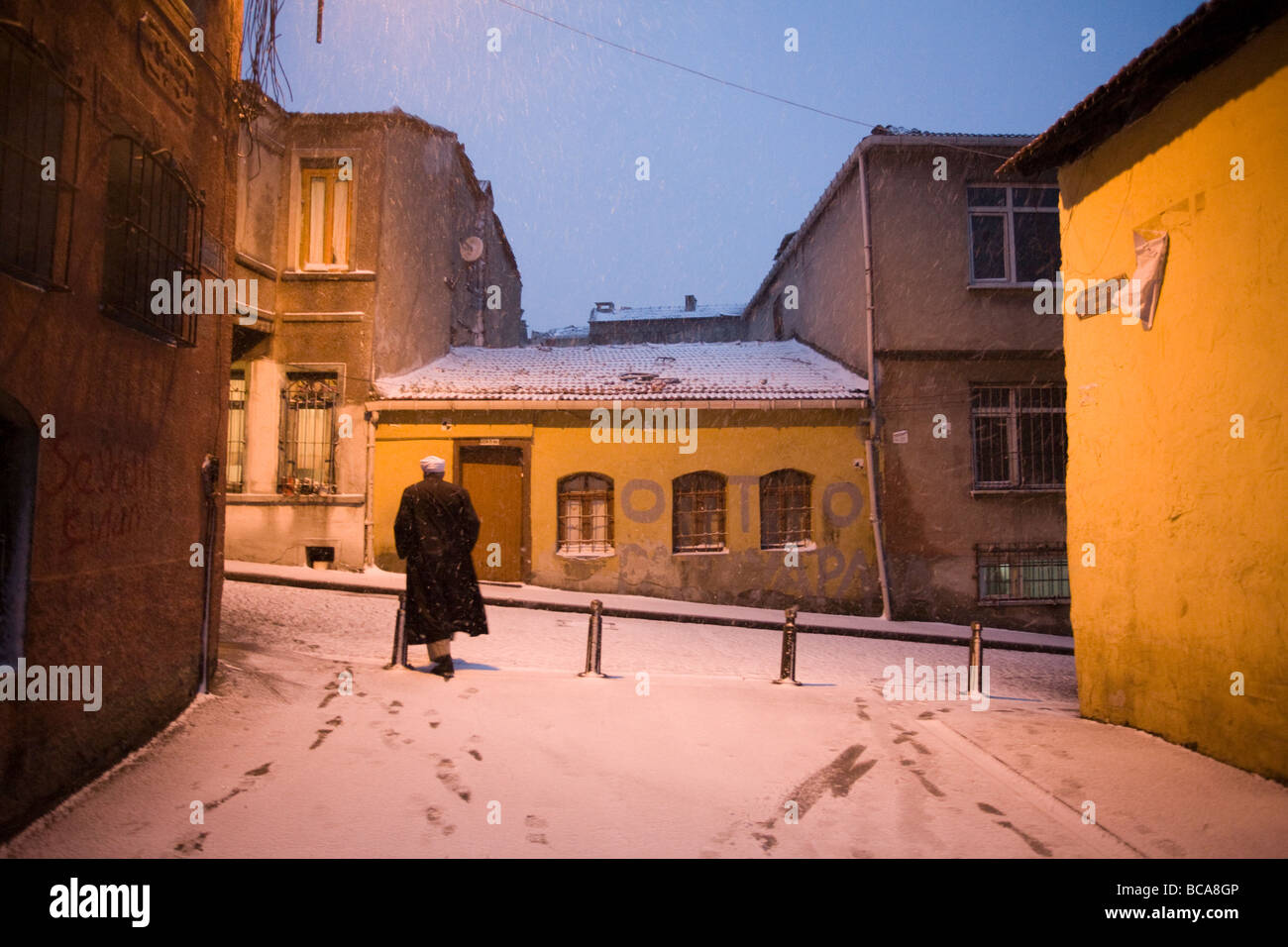 Inverno scene di strada da Fatih Istanbul Turchia Foto Stock