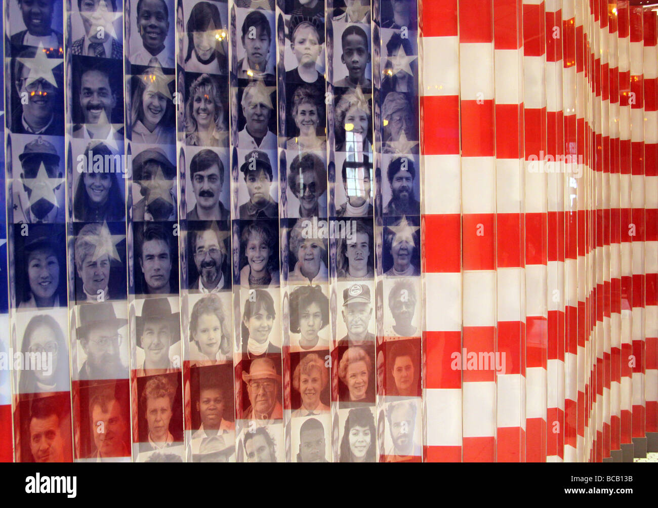 Bandiera degli Stati Uniti presso il Museo di immigrazione su Ellis Island, New York Foto Stock