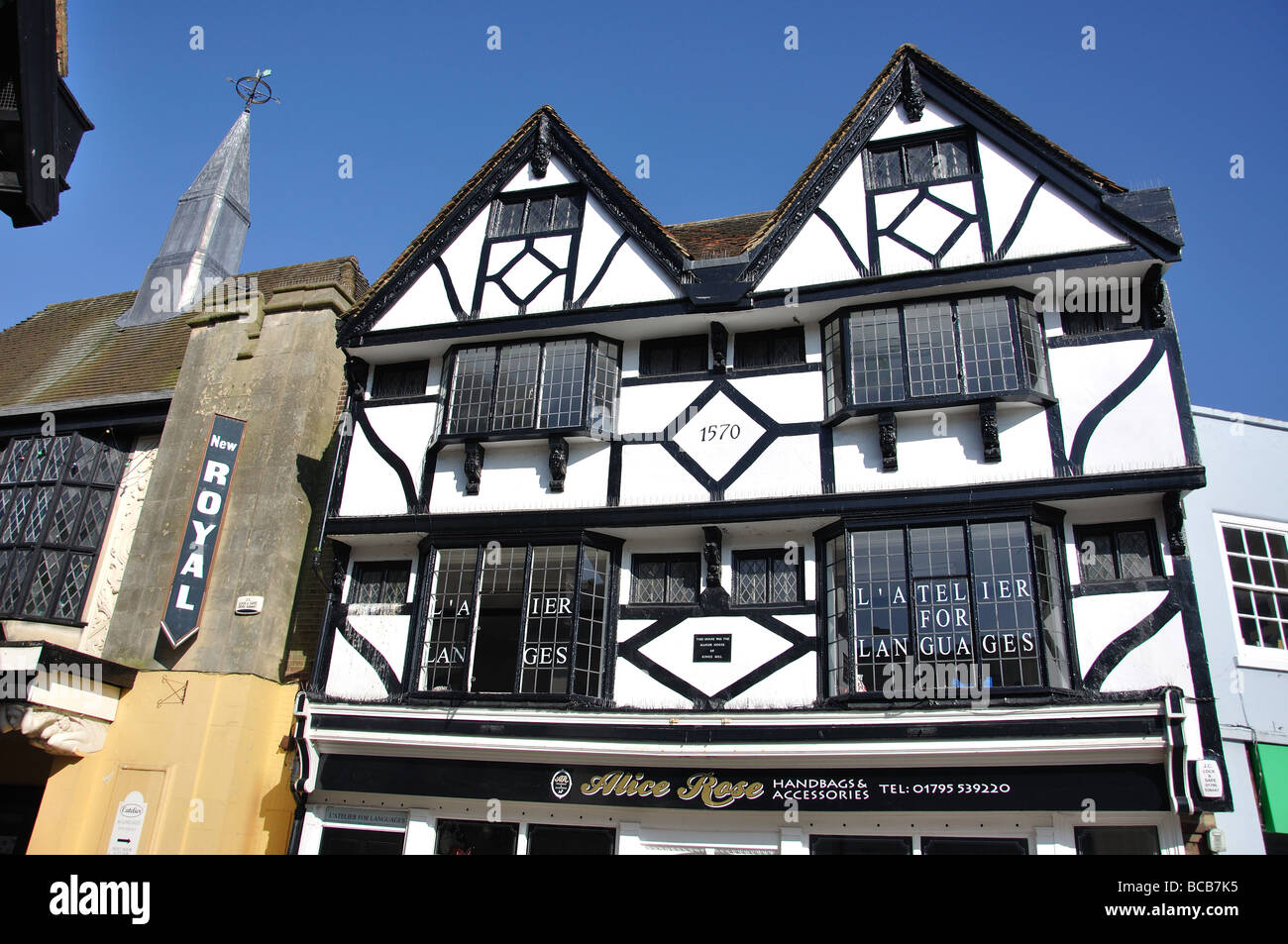 Legno edificio Tudor, Market Place, Faversham Kent, England, Regno Unito Foto Stock