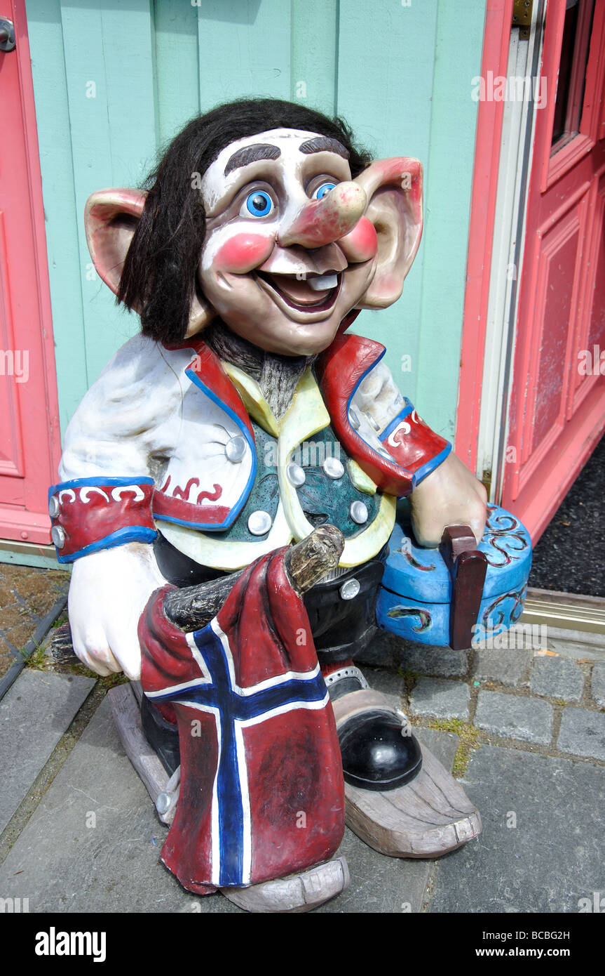 Norwegian Troll (folklore nordico) negozio all'aperto, Øvre Holmegate, Stavanger, Rogaland, Norvegia Foto Stock