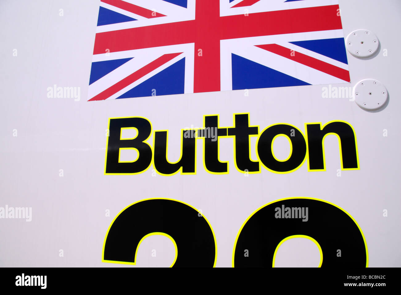 Chiudere fino al trasferimento sulla Brawn GP trailer del n. 22, Jenson Button, al Festival di Goodwood di velocità, luglio 2009. Foto Stock
