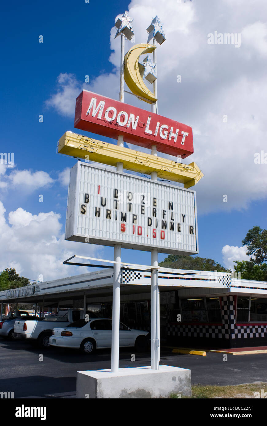 Luce lunare diner segni in Titusville, Florida Foto Stock