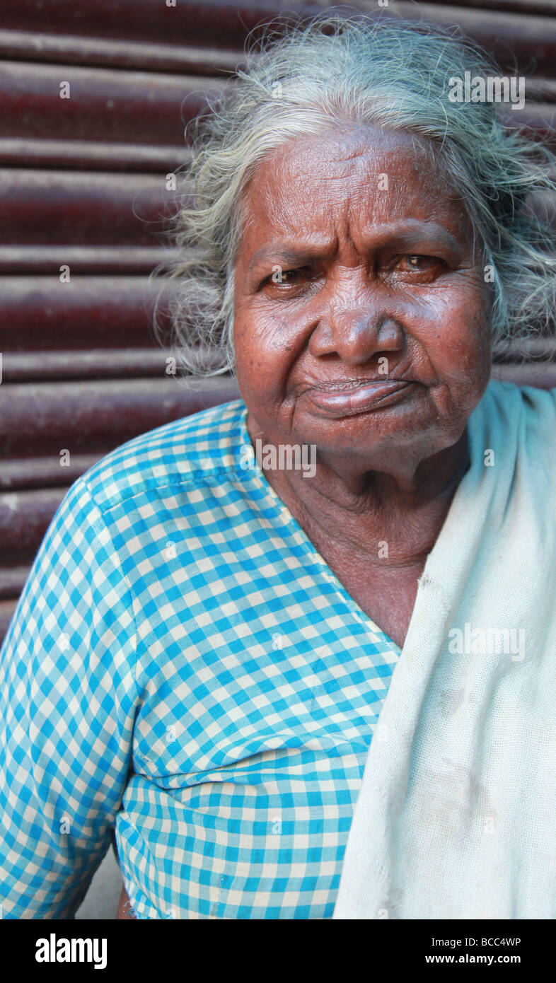 Anziana donna indiana Foto Stock