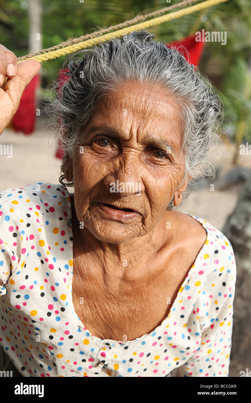 Anziana donna indiana Foto Stock