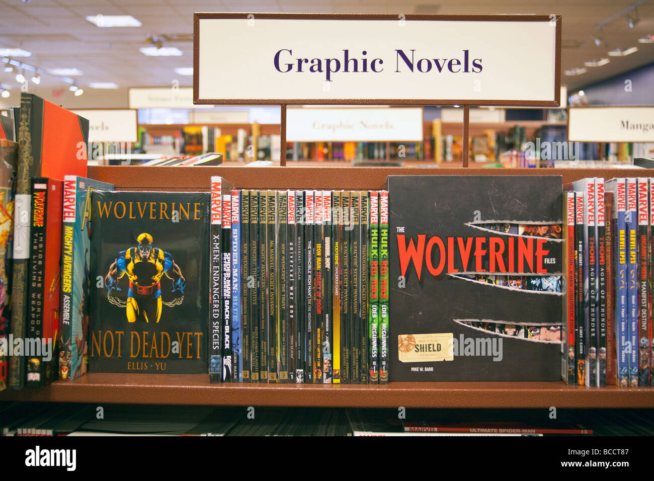 Romanzi grafici su scaffali, capitoli Bookstore, Coquitlam, BC, Canada Foto Stock