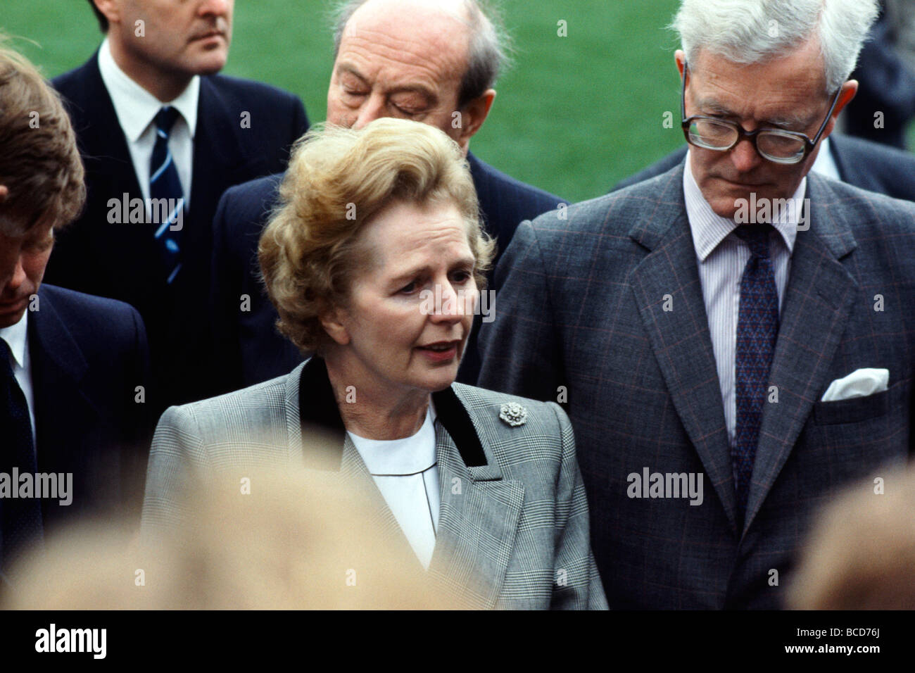 Il Primo Ministro Margaret Thatcher visiti il calcio di Hillsborough Stadium dopo il disastro di calcio il 15 aprile 1989, Foto Stock