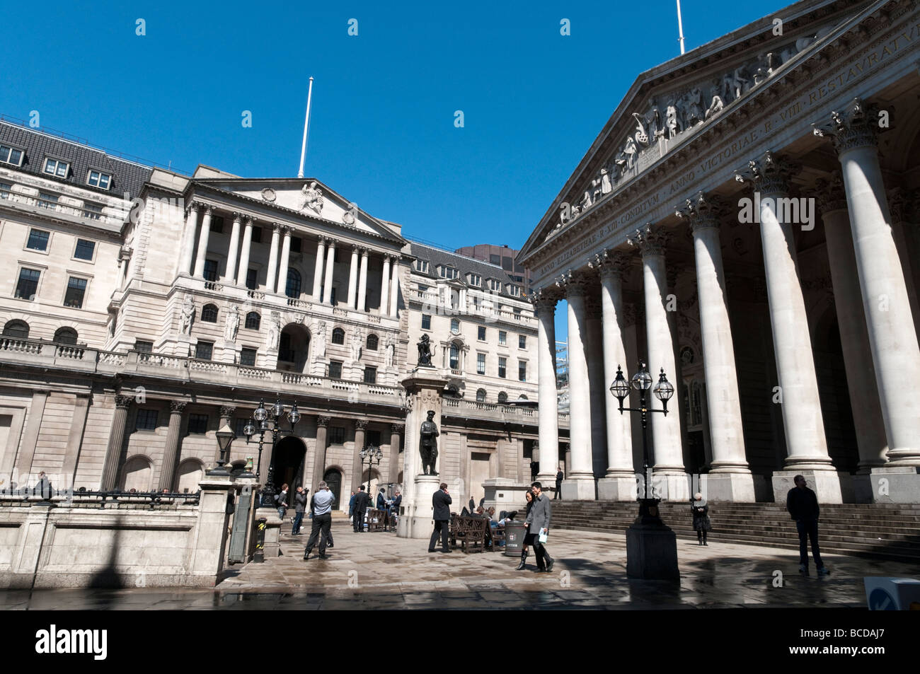 La Banca di Inghilterra e la Royal Exchange nella città di Londra, Regno Unito Foto Stock