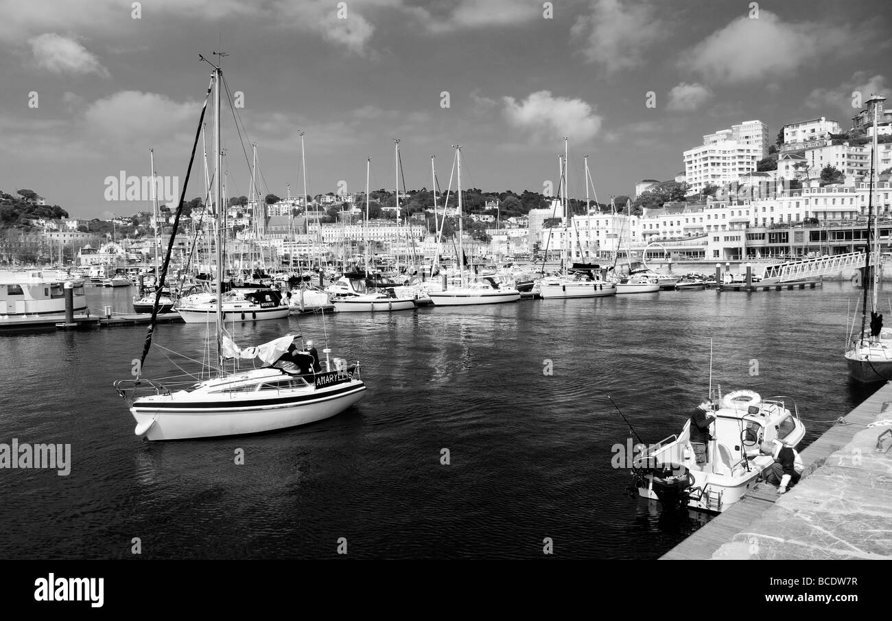 La barca Amaryllis vele in Torquay marina e porto,Torquay, porto, South Devon, inglese, riviera, Agata Christie, devon Foto Stock