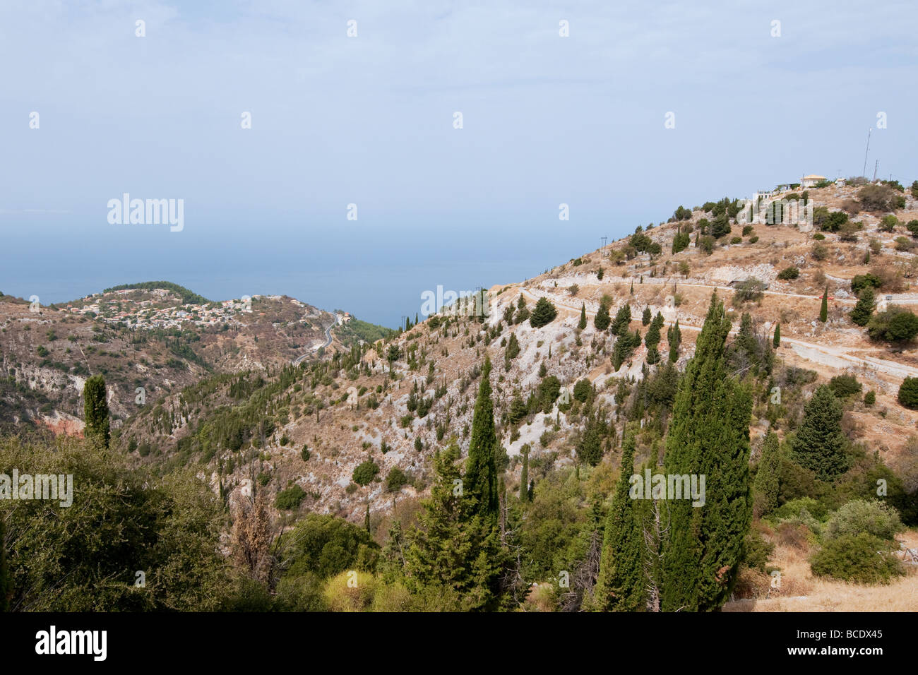 Paesaggio dal continente greco vicino alla costa occidentale della Grecia Foto Stock