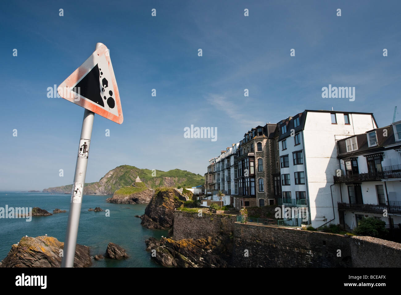 Attenzione caduta massi segno Foto Stock